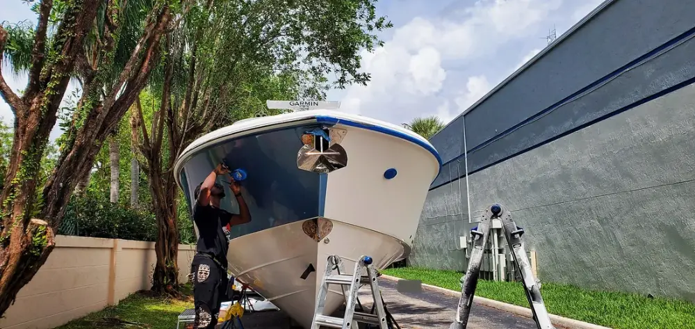 Full hull boat wrap by Big Shot Rides, South Florida