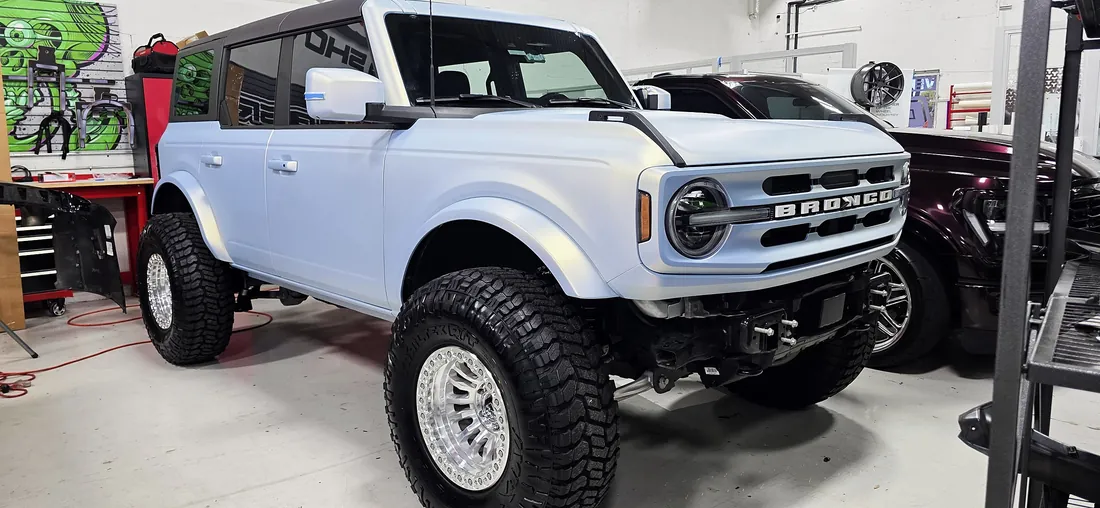 Truck lift kit build, Broward County