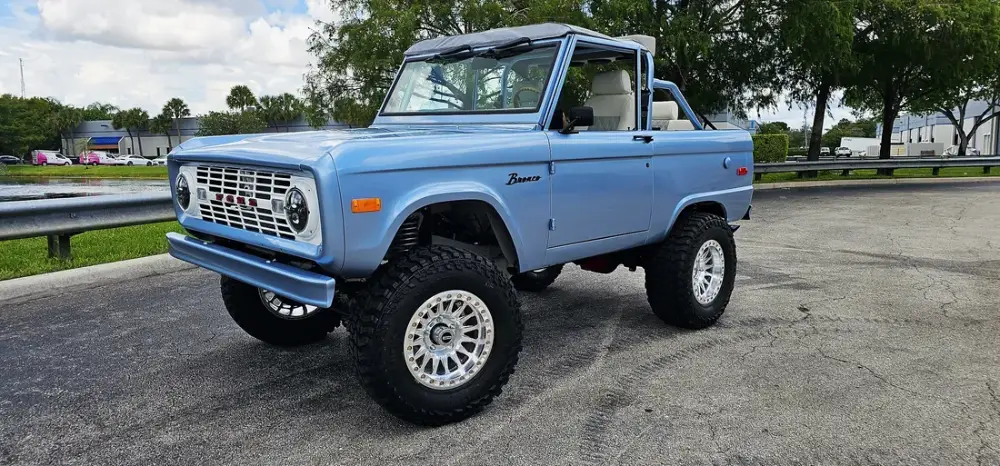 Lifted suspension build at Big Shot Rides