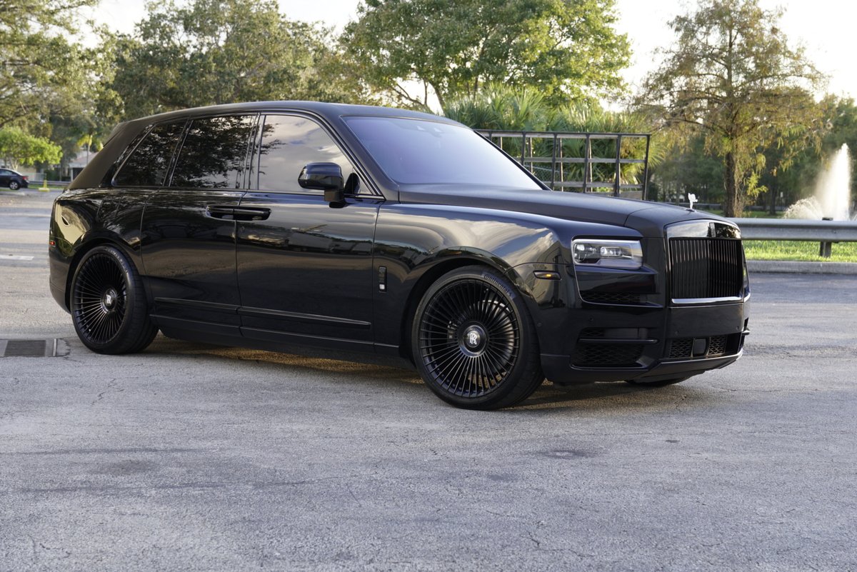 Black Rolls-Royce Cullinan lowered on custom forged wheels in Coral Springs FL